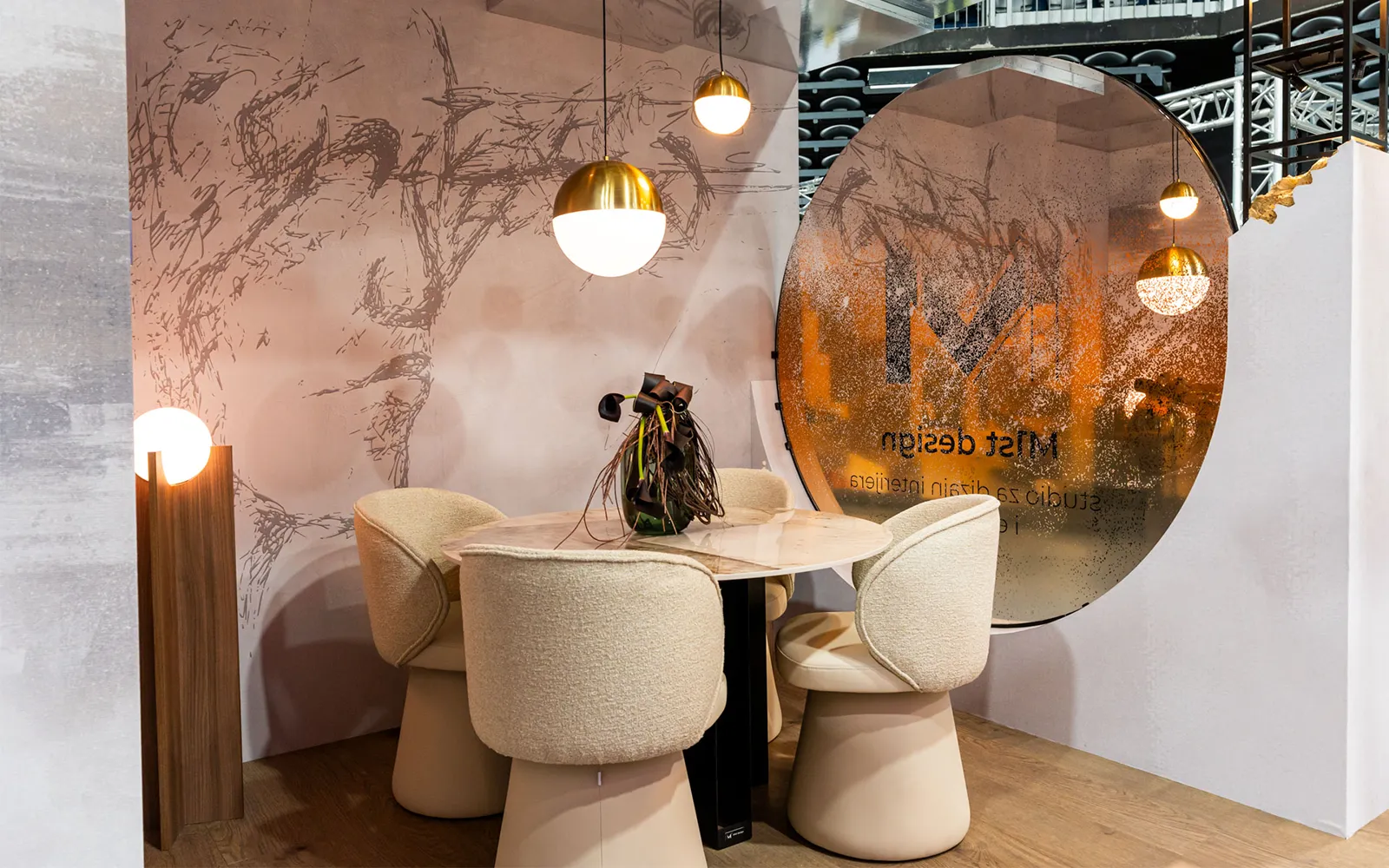 Dizajnerski stol Luno Grande