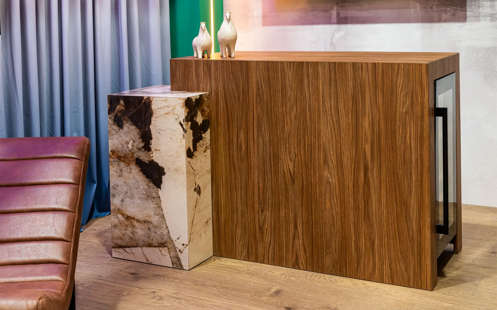 Dizajnerski pult - Vintura desk